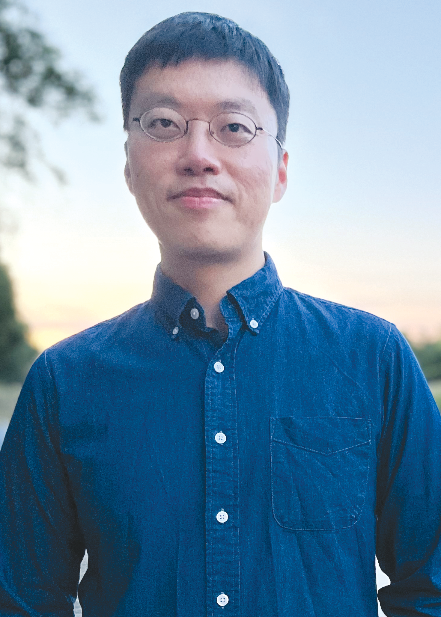 Literary MagNet: Dong Li | Poets & Writers