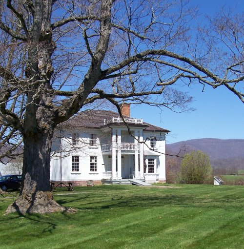 By Beeflower - Own work, CC BY 3.0, https://commons.wikimedia.org/w/index.php?curid=6551971