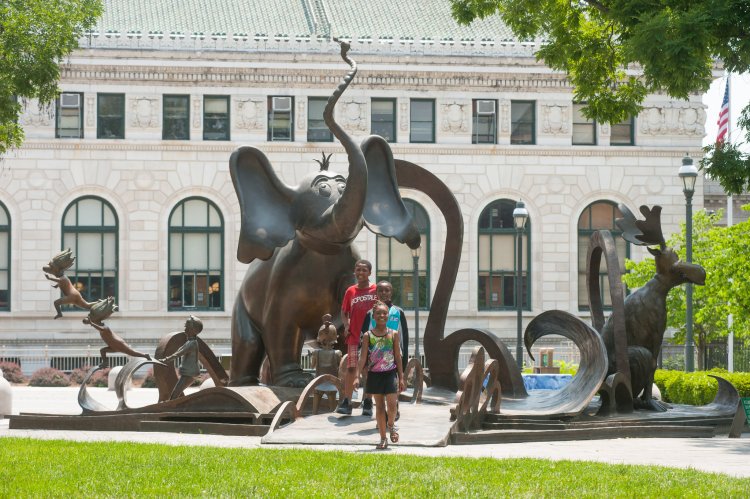 Image by Massachusetts Office Of Travel & Tourism, Flickr, CC 2.0 (https://www.flickr.com/photos/masstravel/9599216083)