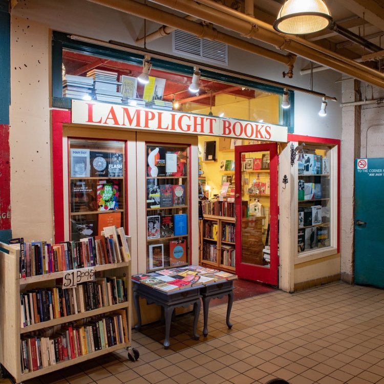 Lamplight Books
