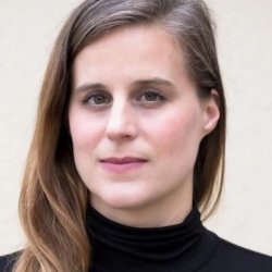 Lauren Groff_credit Eli Sinkus