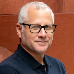 Tom Perrotta_credit Beowulf Sheehan
